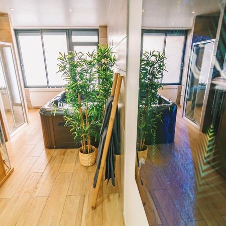 Spa Appartement O Temps Suspendu Reims Centre Sauna Et Jacuzzi Bagian luar foto